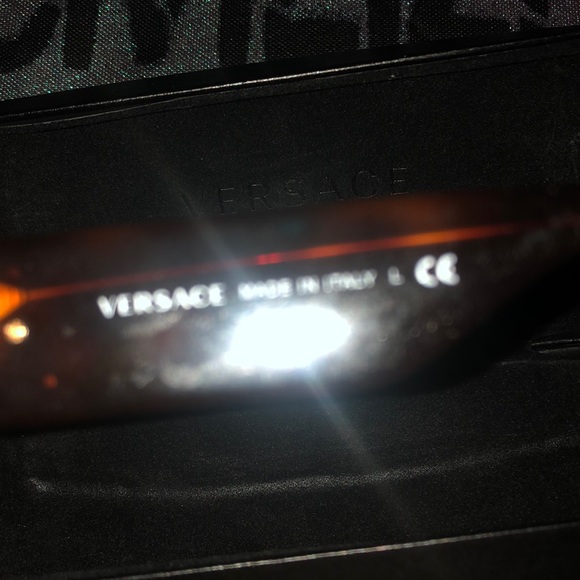 Designer💯 Real - Picture 4 of 7